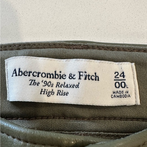 Abercrombie & Fitch Dark Green Faux Leather Wide Leg Cargo Pants - Picture 12 of 15